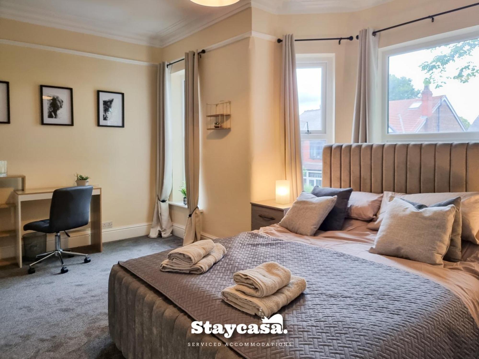 Spacious 5Br Home In Leafy Withington Manchester